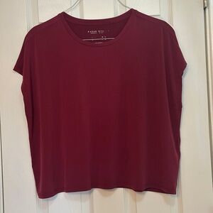 SUSAN GRAVER Deep Red Short Sleeve Tee